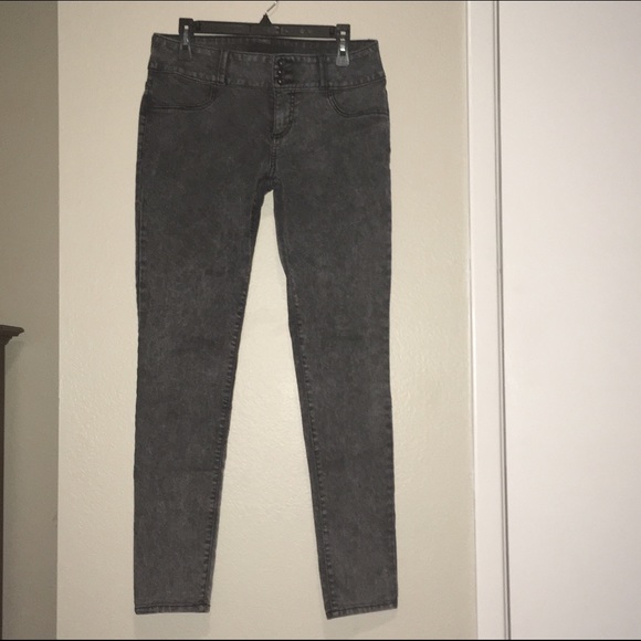 Black Skinny Jeans