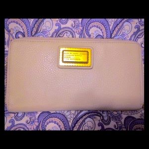 Marc Jacobs classic Q wallet