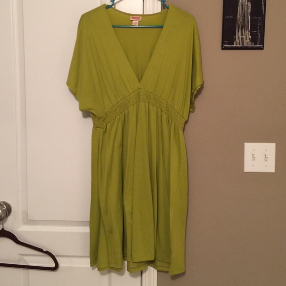 Cute green dress
