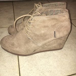 Wedge booties size 8
