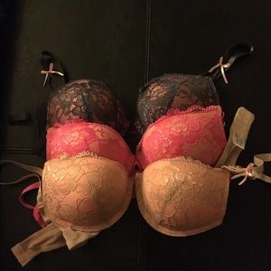 Last call!! 💗 Brand new Bras 34B