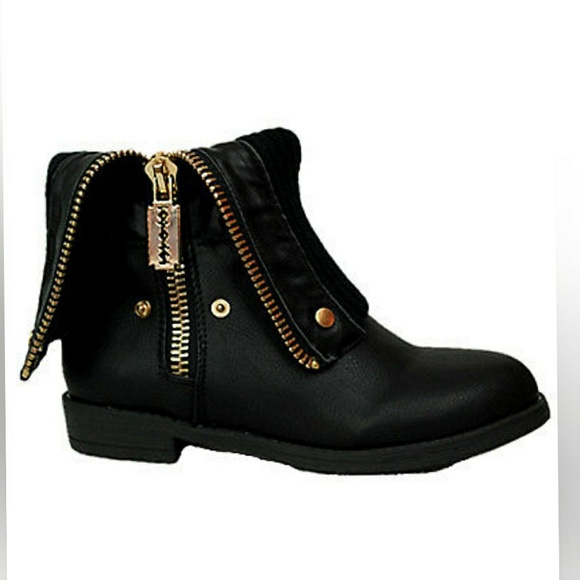 🚨last pair size 7🚨Boots Black PRICE IS FIRM✨ - Picture 4 of 6