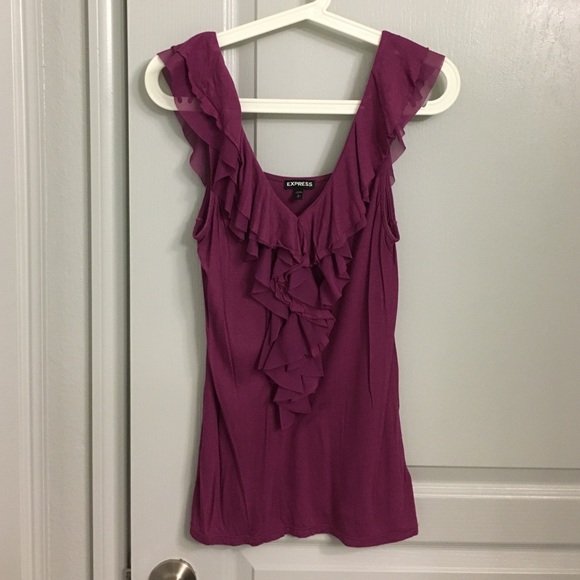 Ruffle tank