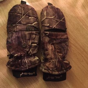 Thinsulate RealTree Camouflage Gloves