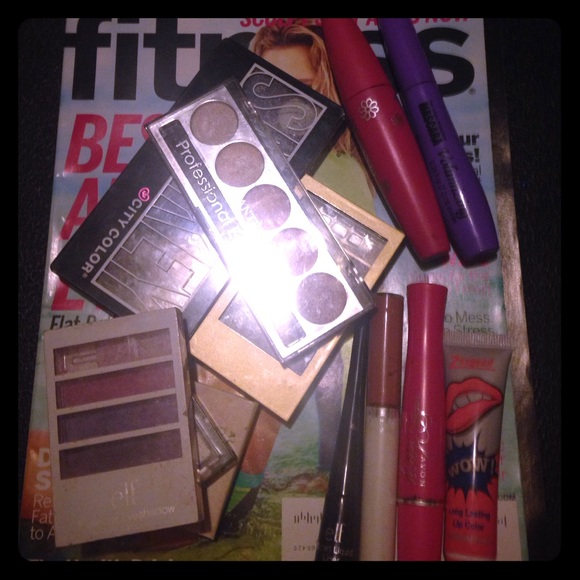 12 piece makeup set !!!!!!