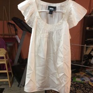 100 percent silk top size medium