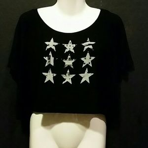 Black star crop top