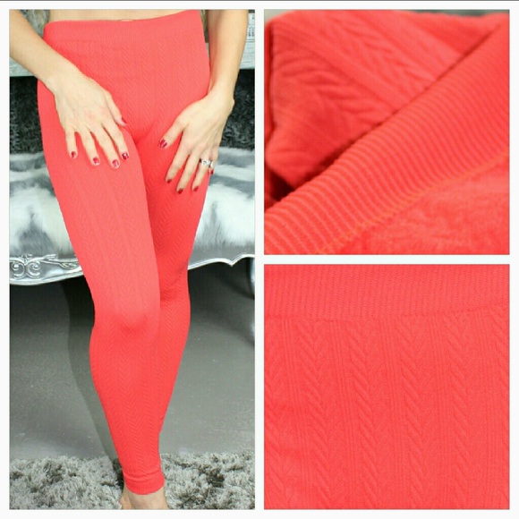 QUILTED TEXTURED FLEECE LINED LEGGINGS - Picture 4 of 4