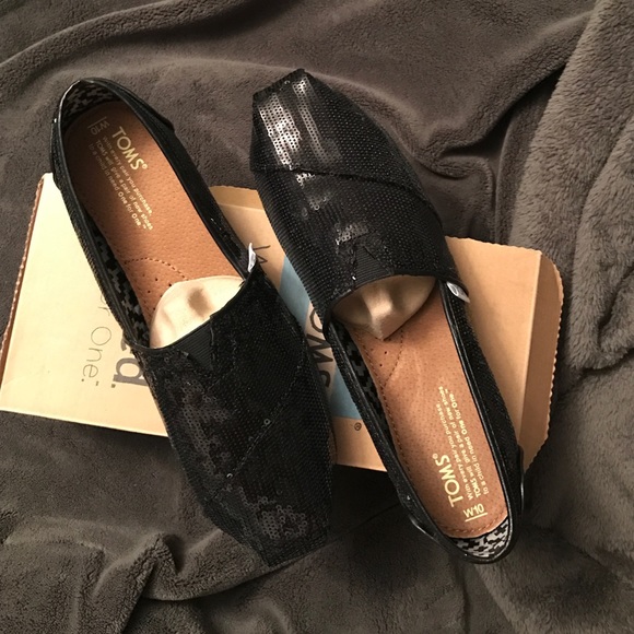 TOMS classic black sequins size 10