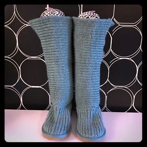 UGG Australia Cardi Button Boots Size 7