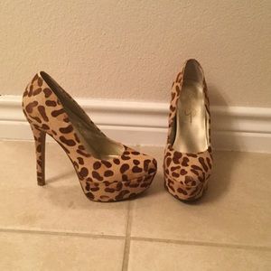 Jessica Simpson shoes