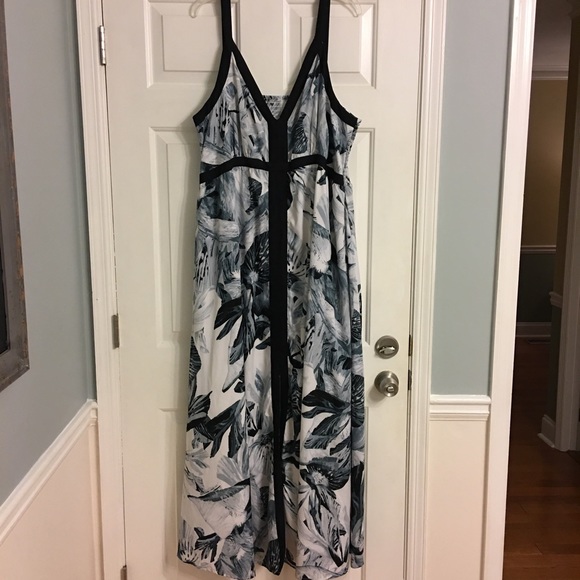 Plus Size Simply Be Maxi Dress Size 22W - Picture 2 of 4