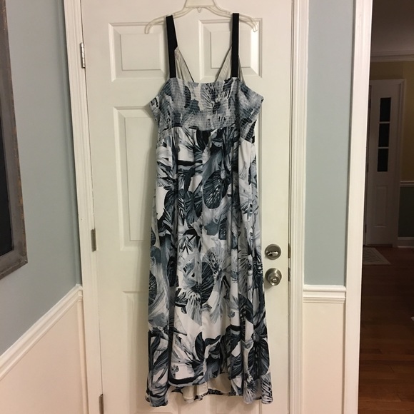 Plus Size Simply Be Maxi Dress Size 22W - Picture 3 of 4
