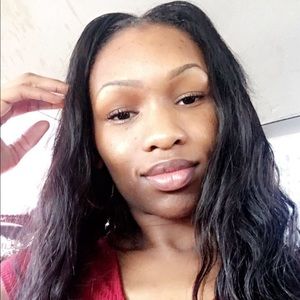 Meet your Posher, Charisse