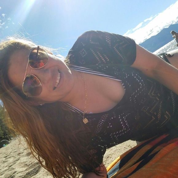 Meet your Posher, Angie - Picture 1 of 1