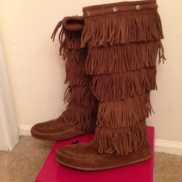 Minnetonka 5 layer boots
