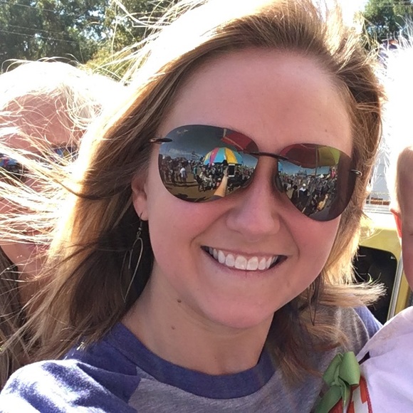 Meet your Posher, Ashton