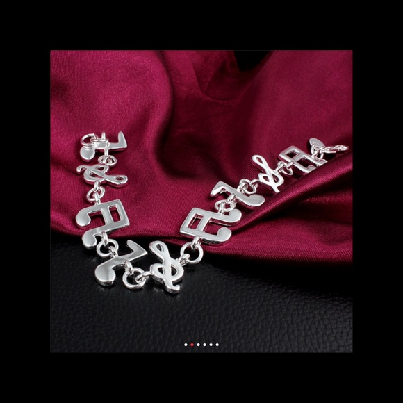 Jewelry - Music bracelet