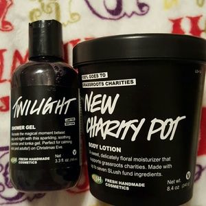 @frostedcosmos SOLD  LUSH shower gel & hand
