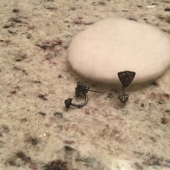 Kendra Scott earrings