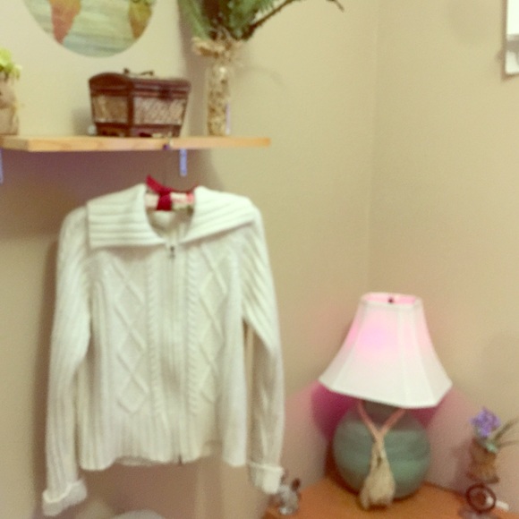 Snowy White Winter Zip Up Sweater