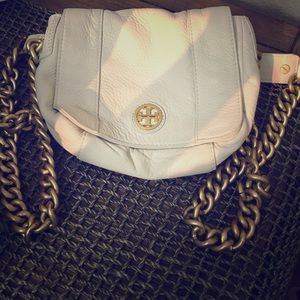 ⭐️$80 Today & tmrw--TB White leather cross body