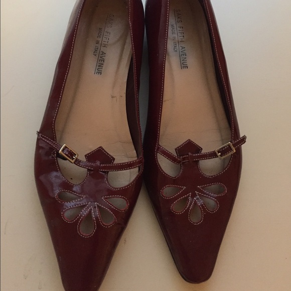 Saks Fifth Avenue Flats Size 9 Red Patent Leather