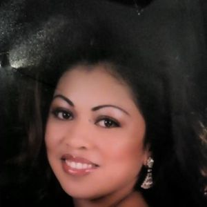 Meet your Posher, Mirtha