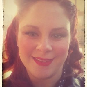 Meet your Posher, Janelle