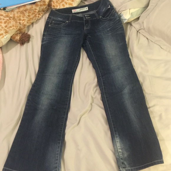 Boot cut jeans NEVER WORN (NWOT) - Picture 1 of 2