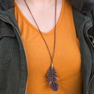 Bronze feather necklace (long )