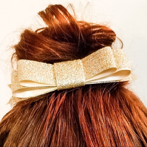 Pretty Scandalous Accessories - Sparkly Champagne Gold Bow Hair Pin