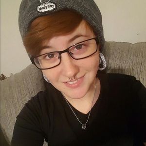 Meet your Posher, Kara