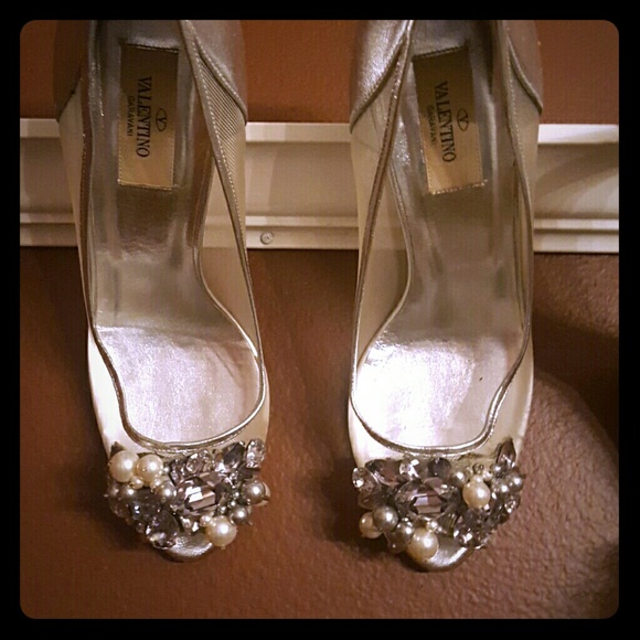 Valentino Shoes - Silver mesh pearl rhinestone pumps Valentino Shoes - Silver mesh pearl rhinestone pumps