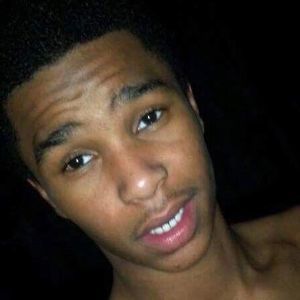 Meet your Posher, Kenneth