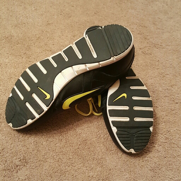 Glowing Nike - Picture 4 of 4