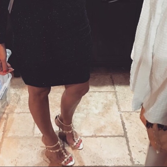 Vince Camuto--Long Sleeve Body Con Dress Sold OUT - Picture 2 of 2