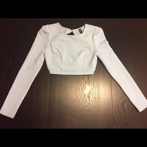 Long sleeve crop top
