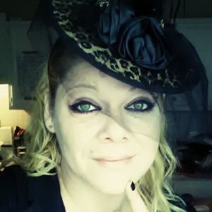 Meet your Posher, Jillian