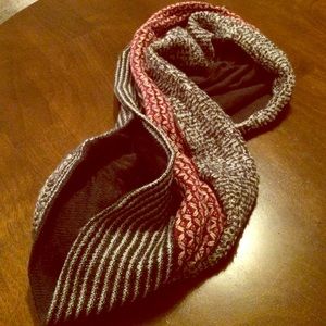 Infinity scarf
