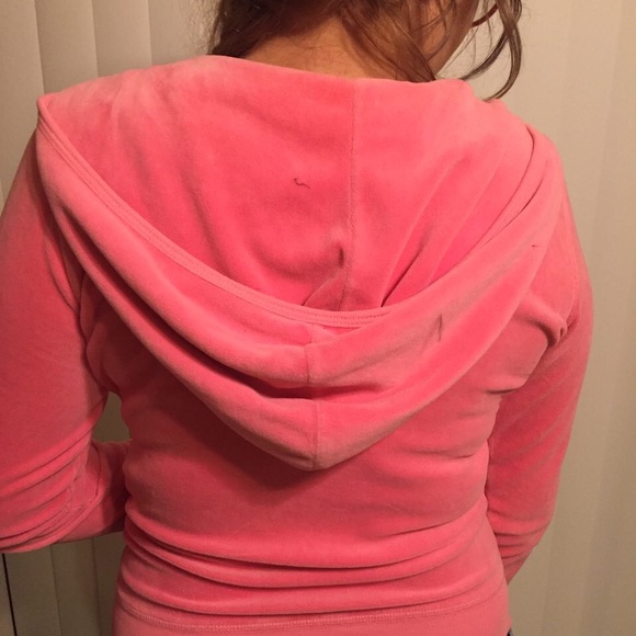 Juicy Couture - Picture 2 of 4