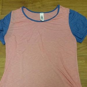 Lularoe classic tee