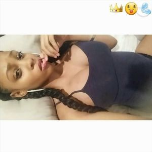 Meet your Posher, Angelique