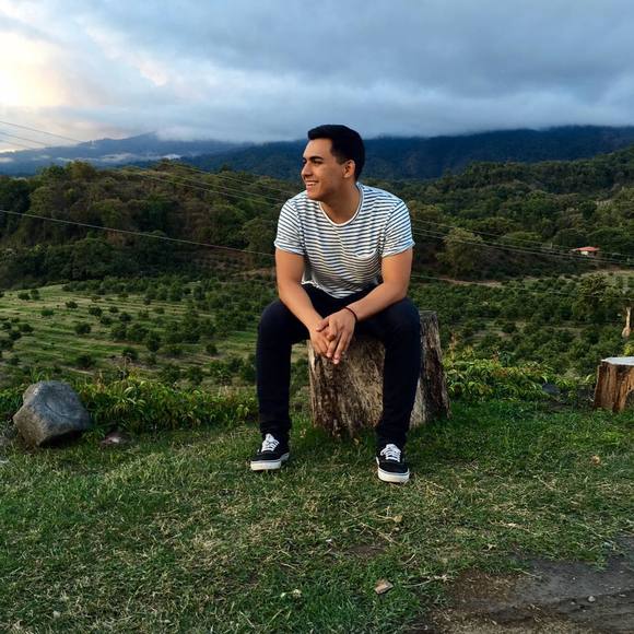 Meet your Posher, David - Picture 1 of 1