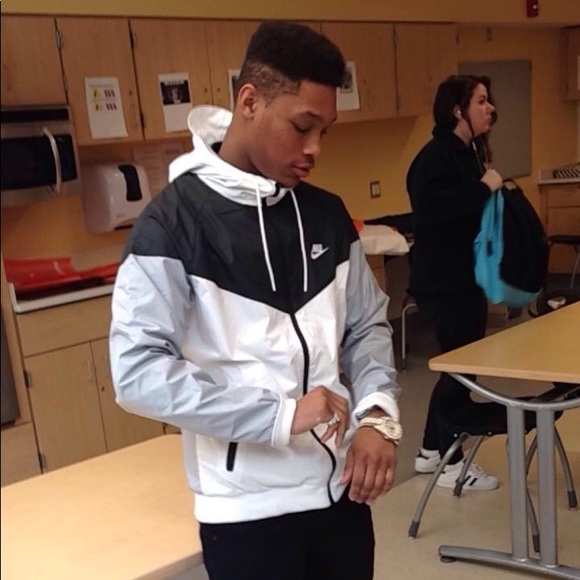 Meet your Posher, Jay - Picture 2 of 2