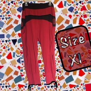 🏷PRICE DROP🏷Soft cotton mid-calf pants, like new