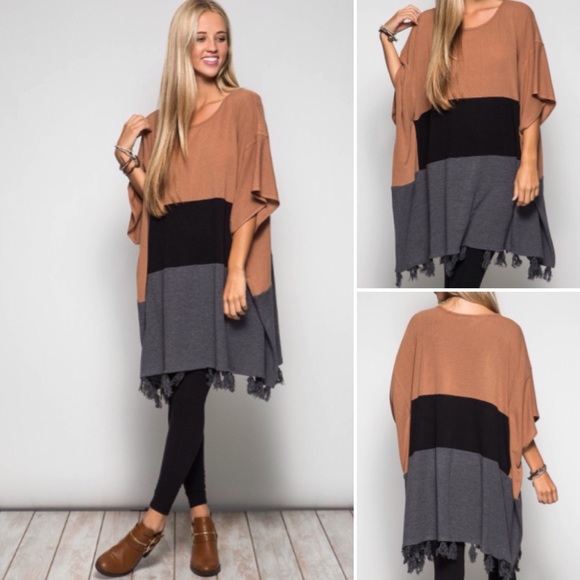 ❣️NEW IN❣️ Tri Color Poncho Fringe Tunic Fall Top - Picture 2 of 4
