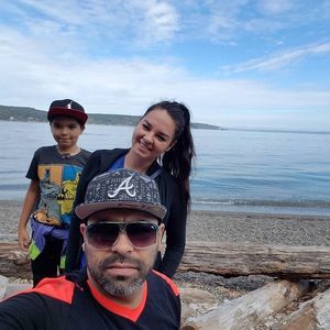 Meet your Posher, Eduardo daniel