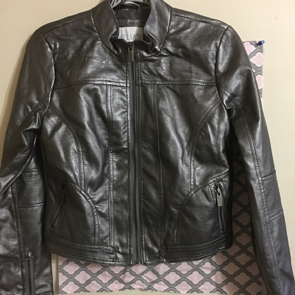 Sold/ bundled - Picture 1 of 4