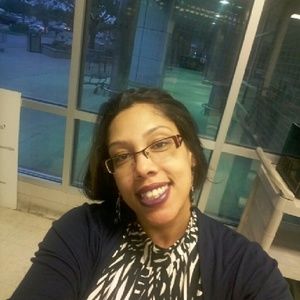 Meet your Posher, Juanita